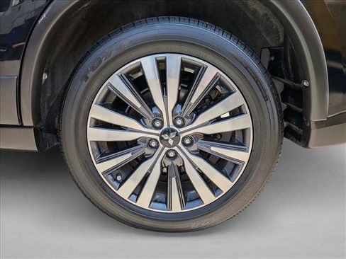 Used 2020 Mitsubishi Outlander SE FWD image 24