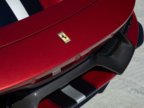 Certified 2019 Ferrari 488 Pista Coupe image 14