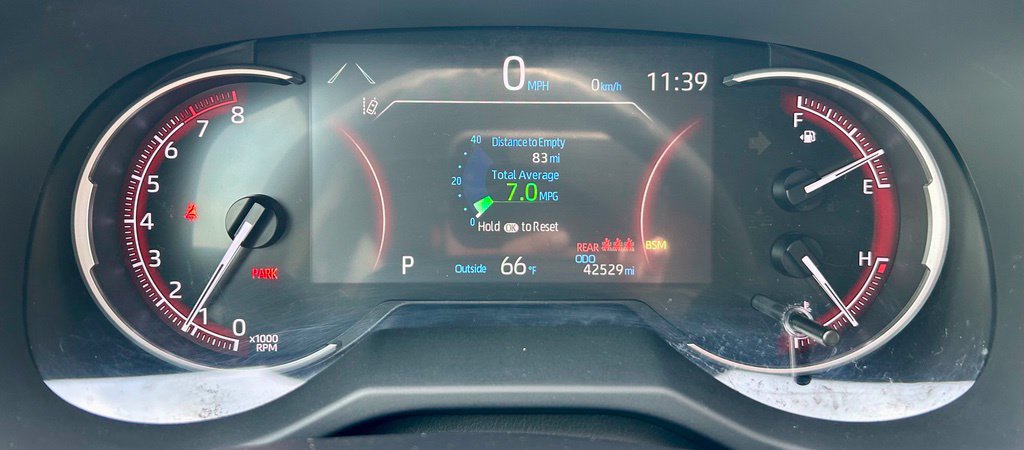 Certified 2025 Toyota RAV4 XLE FWD image 19