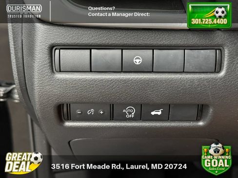 Used 2025 Nissan Rogue SV FWD image 33