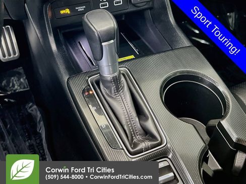 Used 2024 Honda Civic Sport Touring image 10