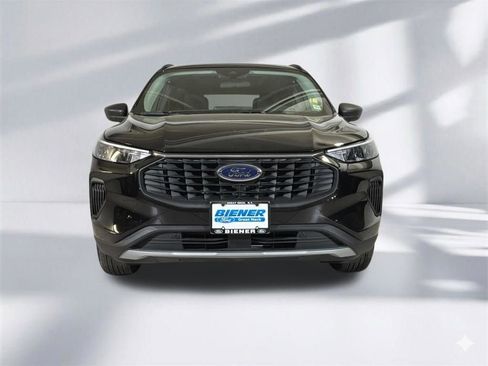 Used 2025 Ford Escape Active w/ Active Premium Tech Pack AWD/4WD image 19