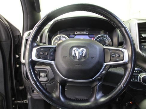 Used 2019 RAM 1500 Big Horn image 8