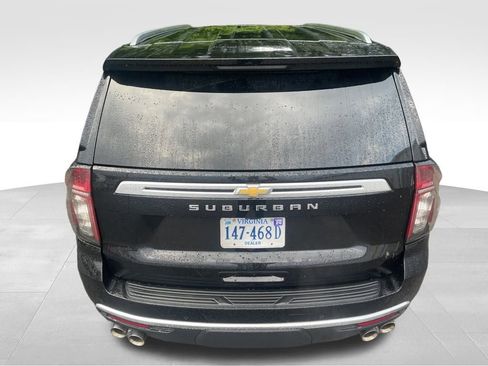Used 2024 Chevrolet Suburban High Country image 5
