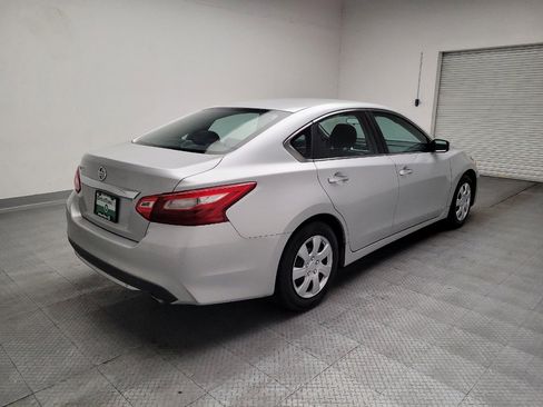 Used 2016 Nissan Altima 2.5 S w/ Power Driver Seat Package FWD image 9