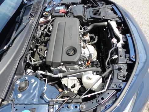 Used 2025 Honda Civic Sport image 33