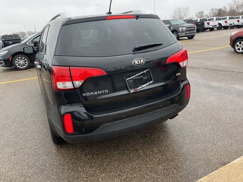 Used 2014 Kia Sorento LX image 13