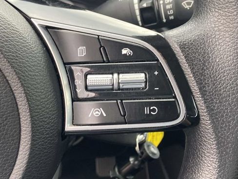 Used 2023 Kia Forte LXS FWD image 21