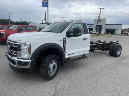 New 2024 Ford F550 4x4 Regular Cab Super Duty image 6