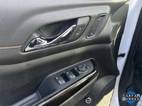 Used 2023 GMC Acadia AT4 w/ Technology Package image 11