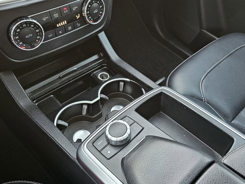 Used 2013 Mercedes-Benz ML 350 4MATIC w/ Premium 1 Pkg image 33