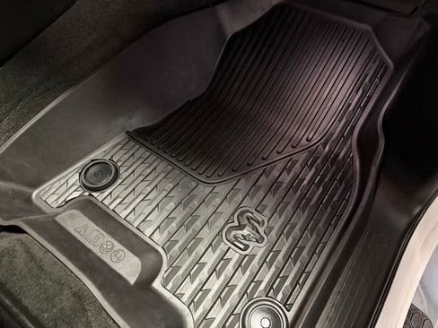 Used 2023 RAM 1500 Big Horn image 29