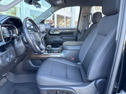 Certified 2023 Chevrolet Silverado 1500 RST w/ Z71 Off-Road Package AWD/4WD image 9