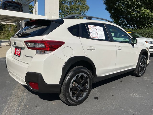 Used 2022 Subaru Crosstrek 2.0i Premium w/ Moonroof Package AWD/4WD image 8