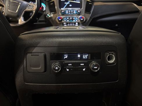 Used 2018 GMC Yukon Denali AWD/4WD image 46