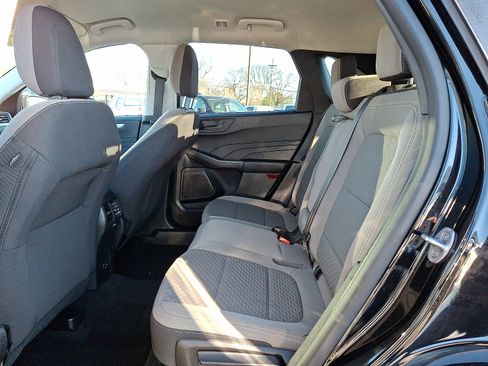 Certified 2022 Ford Escape SE w/ SE Sport Appearance Package image 10