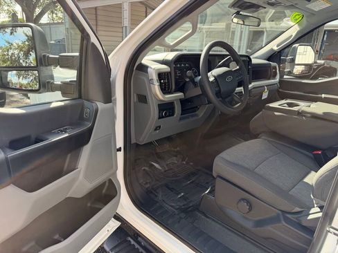 Used 2025 Ford F350 XL w/ XL Driver Assist Package image 15