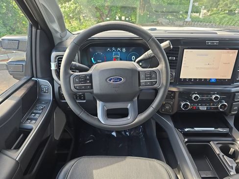New 2026 Ford F250 Lariat w/ Lariat Ultimate Package AWD/4WD image 18