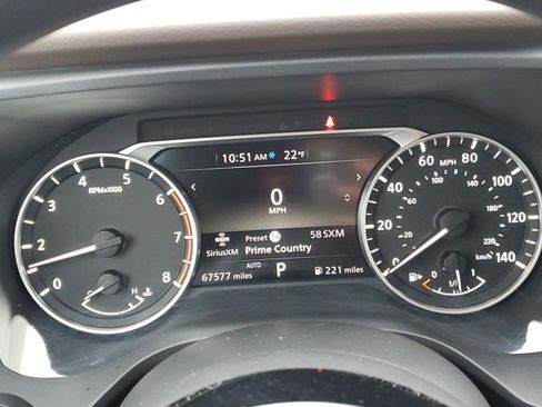 Certified 2022 Nissan Rogue SV image 9