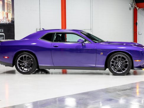 Used 2023 Dodge Challenger R/T Scat Pack w/ Plus Package RWD image 10