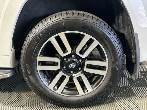 Used 2016 Toyota 4Runner Limited image 29