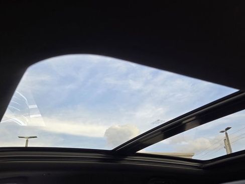 Used 2023 Cadillac XT5 Sportv image 21