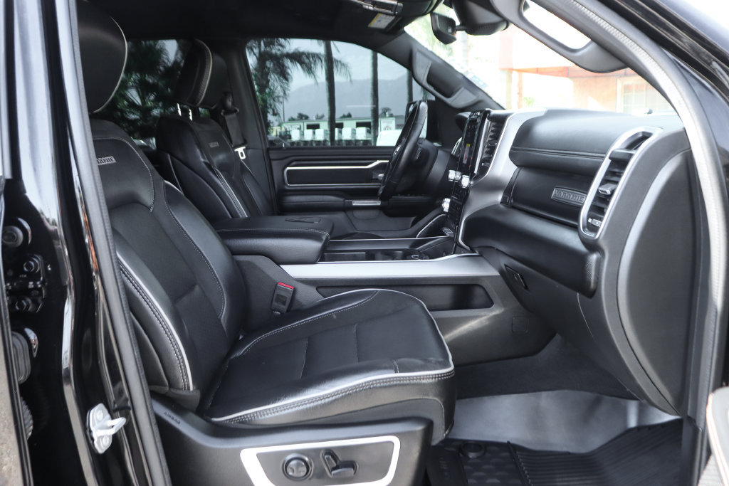 Used 2023 RAM 1500 Laramie AWD/4WD image 40
