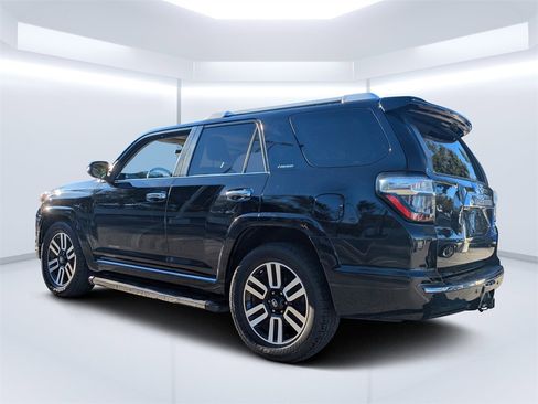 Used 2015 Toyota 4Runner Limited image 5