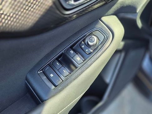 Used 2022 Subaru Outback Premium image 22