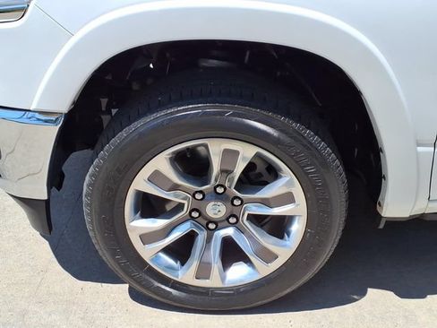 Used 2023 RAM 1500 Limited AWD/4WD image 10