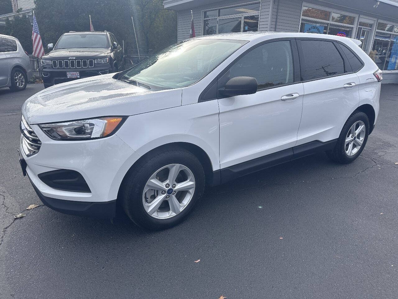 Used 2022 Ford Edge SE AWD/4WD image 9