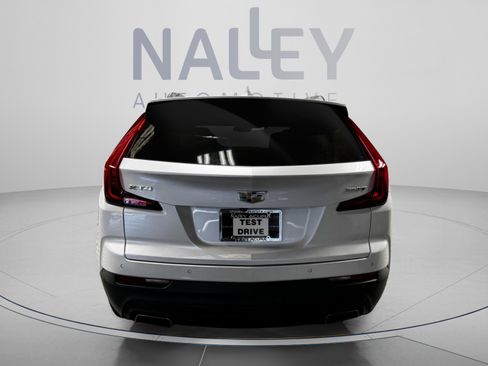 Used 2022 Cadillac XT4 Luxury w/ Driver Awareness Package FWD image 4