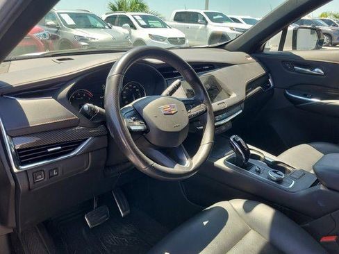 Used 2023 Cadillac XT4 Sport FWD image 10