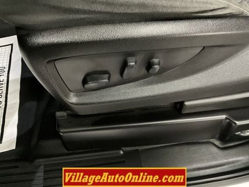 Used 2018 GMC Sierra 1500 2WD Regular Cab image 15