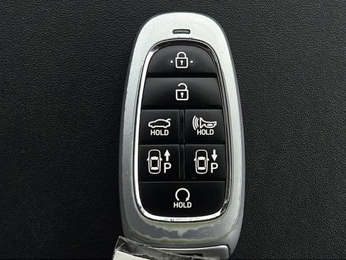 Used 2023 Hyundai Sonata Limited FWD image 22