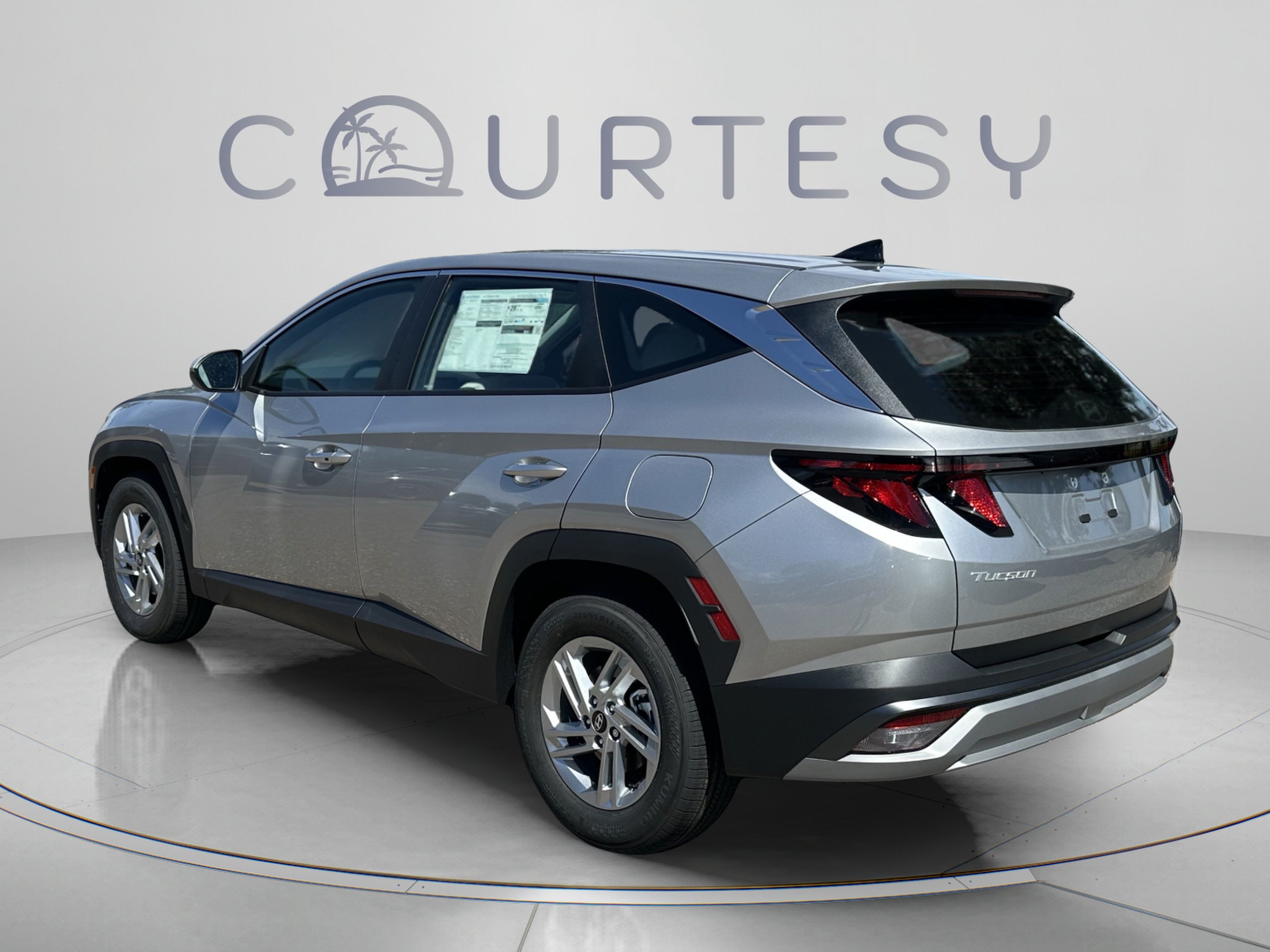 New 2026 Hyundai Tucson SE FWD image 3