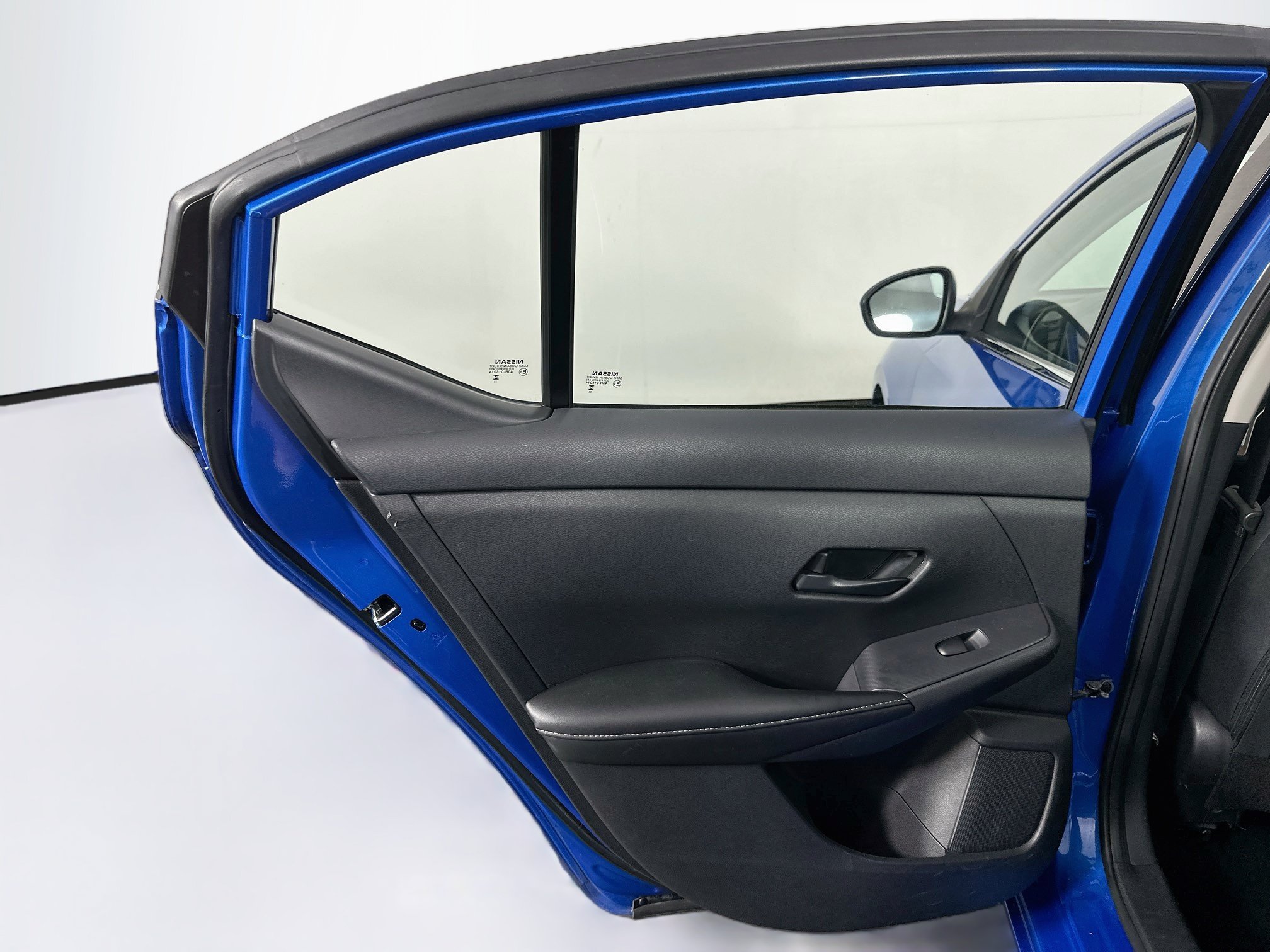Used 2025 Nissan Sentra SV FWD image 24