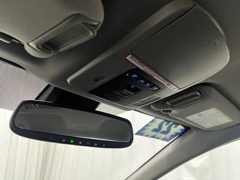 Certified 2022 Toyota Camry XSE FWD image 23