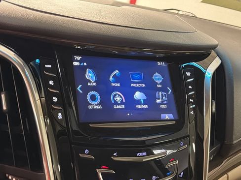 Used 2019 Cadillac Escalade Premium Luxury RWD image 41