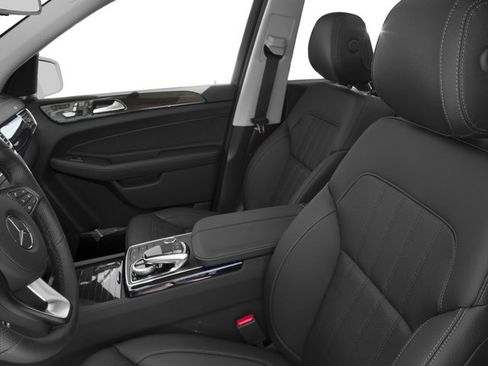 Used 2017 Mercedes-Benz GLS 450 4MATIC image 9