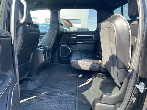 Used 2023 RAM 1500 Laramie AWD/4WD image 29