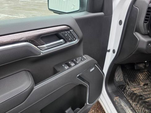 Used 2026 Chevrolet Silverado 1500 LTZ image 17