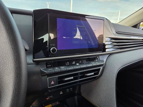 Certified 2025 Toyota Camry LE FWD image 21