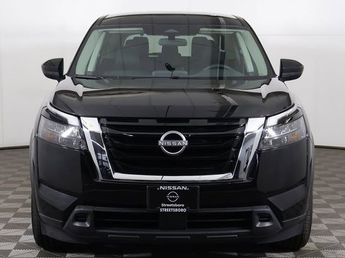 Used 2024 Nissan Pathfinder S image 8