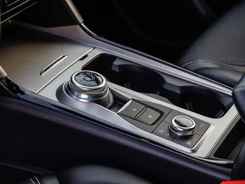 Used 2024 Ford Explorer ST w/ Equipment Group 401A image 25