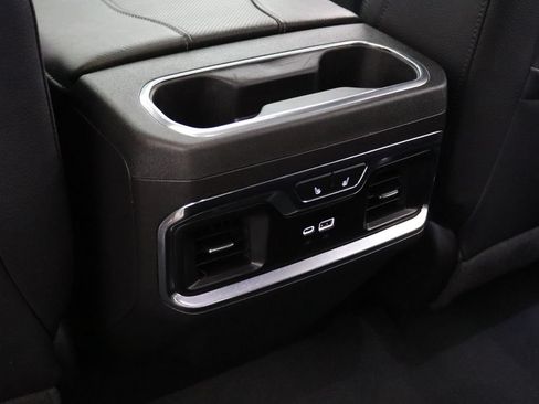 Certified 2024 GMC Sierra 1500 Denali AWD/4WD image 10