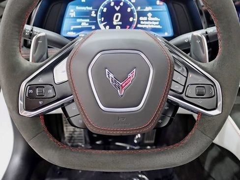 Used 2023 Chevrolet Corvette Stingray Premium Conv w/ Z51 Performance Package RWD image 17