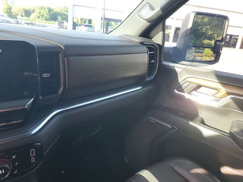Used 2024 Chevrolet Silverado 2500 High Country w/ Technology Package AWD/4WD image 26
