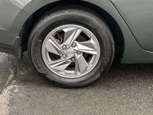 Used 2024 Hyundai Elantra SE image 44