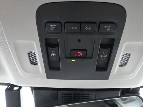 Used 2025 Toyota Camry XLE w/ Premium Package FWD image 42